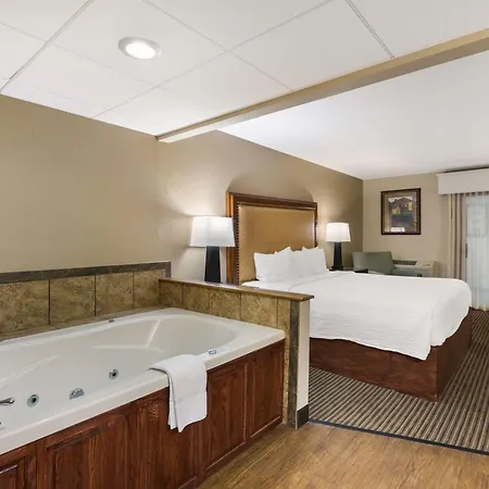 Revel Hotel Minot - Surestay Collection By Best Western Exterior photo