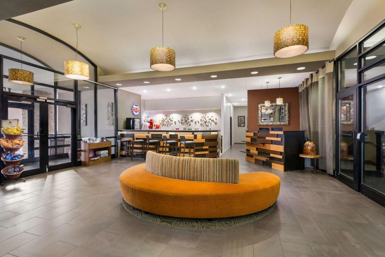 Hotel Revel - Surestay Collection By Western 3*