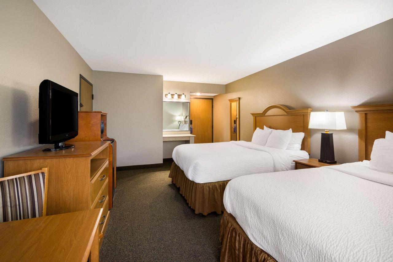 Revel - Surestay Collection By Western 3* Minot