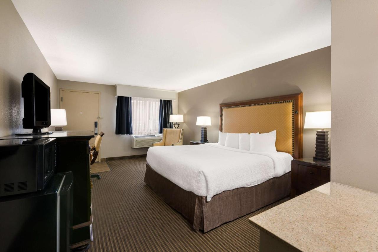 Hotel Revel - Surestay Collection By Western