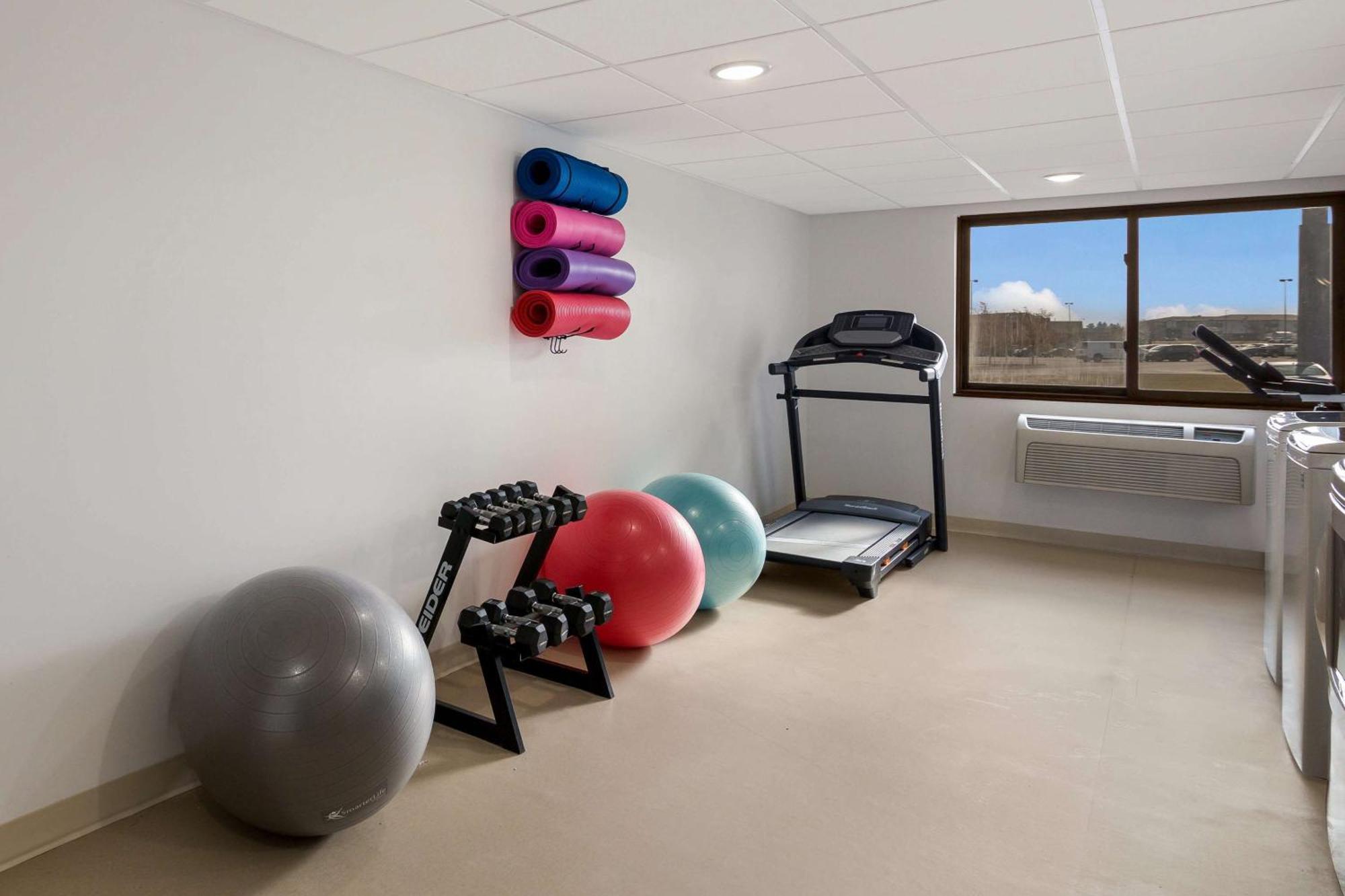 Hotel Revel - Surestay Collection By Western 3*