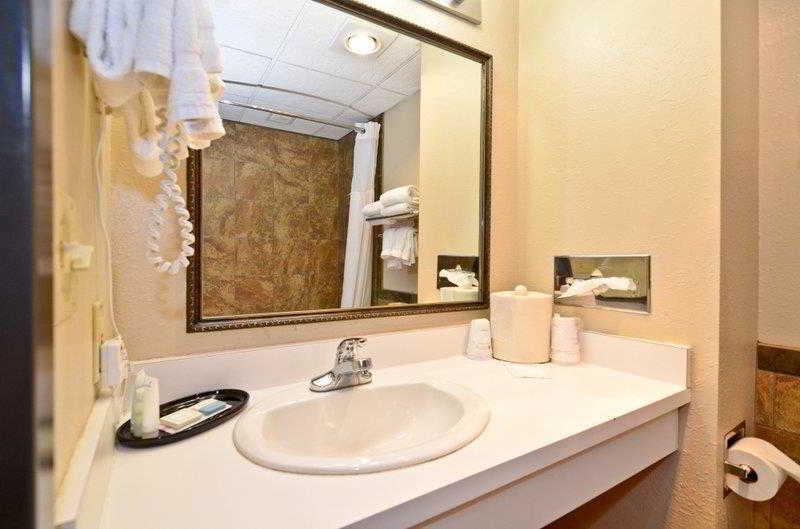 Hotel Revel - Surestay Collection By Western 3*